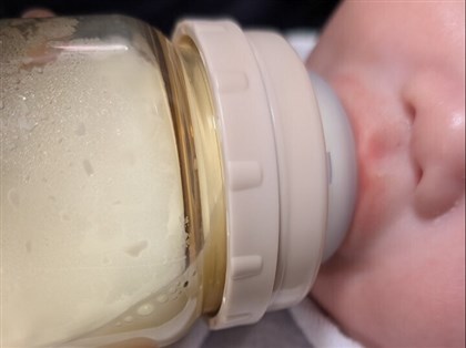 網傳配方奶含糖量如喝可樂？食藥署澄清：與母乳差不多