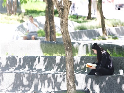 北部防38度高溫　吳德榮：熱帶低壓30日可能成颱風