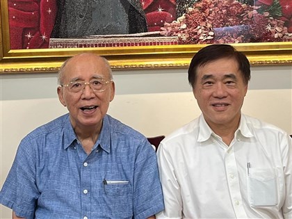 國民黨主席將改選　郝龍斌拜會吳伯雄引聯想
