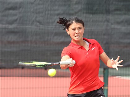吳芳嫺偕匈牙利搭檔史托勒　首闖美網女雙16強