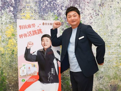 曾豪駒首拍代言廣告「跳」了20次　直呼隔行如隔山