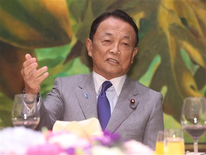 麻生太郎擬要求提前總裁選舉　逼首相石破茂下台