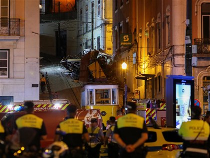 葡萄牙里斯本知名纜車「榮耀升降機」脫軌　至少15死18傷[影]