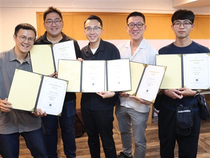 台灣新聞攝影大賽頒獎 中央社勇奪12獎