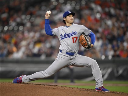 大谷翔平臨危受命二刀流　主投3.2局未失分送5K[影]