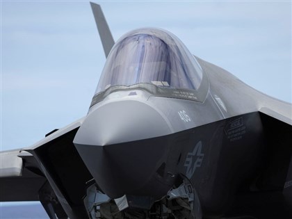 美派10架戰機赴加勒比海　川普否認試圖推翻委內瑞拉政權