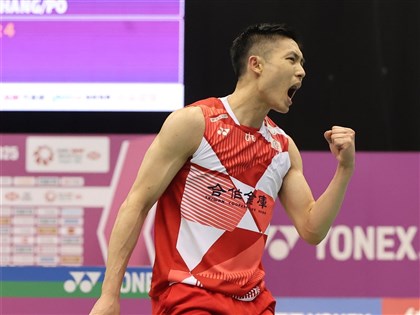 BWF香港羽球賽　周天成首戰傷癒復出前球王安賽龍