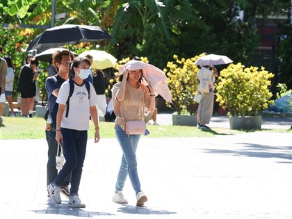 大台北南高屏防高溫  吳德榮：午後留意局部較大雨勢