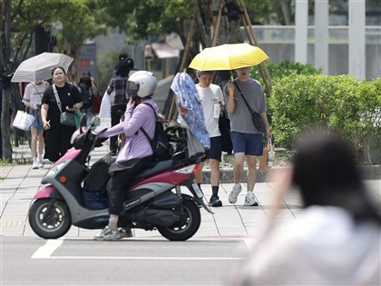 山區12日午後留意大雨　大台北等6縣市防36度高溫