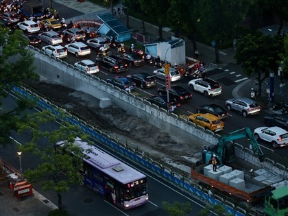 北市動工填平公館地下道　永福橋下班塞車引關注