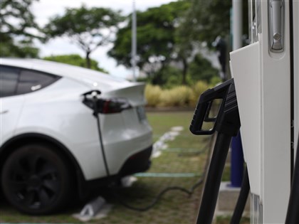 電動車免徵牌照稅貨物稅　擬延至2030年底