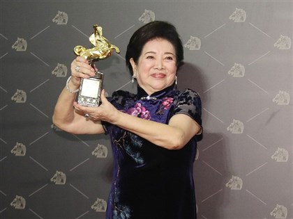 陳淑芳演戲逾60年獲金鐘特別貢獻獎　製景師葉輝龍職人精神獲殊榮