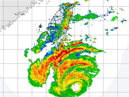 颱風樺加沙觸陸　下半天到23日最強、最接近台灣[影]