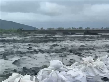 馬太鞍溪堰塞湖溢流71受困2失聯　東部交通救援備案中