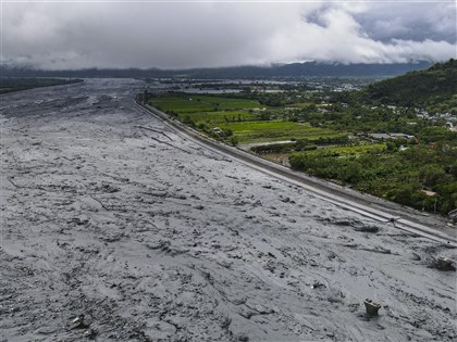 馬太鞍溪堰塞湖溢流　林保署當天7次紅色警戒通報花蓮縣府
