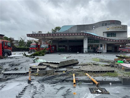 花蓮堰塞湖溢流搶救黃金72小時　50處待搜減緩溪水漫入成關鍵