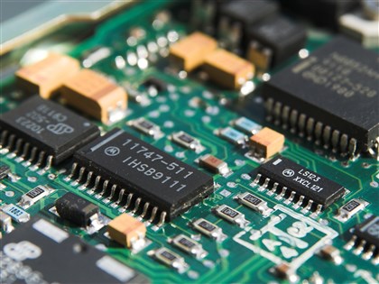 華爾街日報：川普擬限進口晶片數量　違者祭關稅