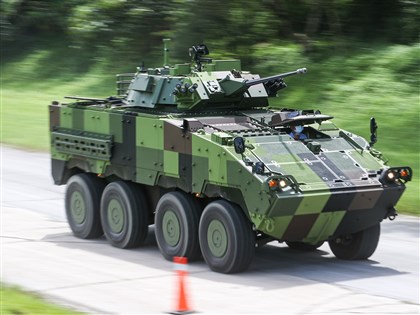 陸軍關指部士官遭雲豹甲車撞傷　臟器受損術後生命穩定