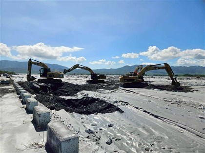 水利署：馬太鞍溪水成功改道至深水槽　封堵流入光復市區