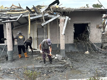 「鏟子超人」出動！數萬人自發馳援光復　滿滿暖心故事