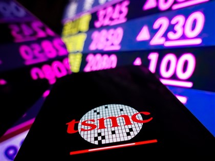 台積電1350元逼近歷史高點　台股盤中大漲逾500點