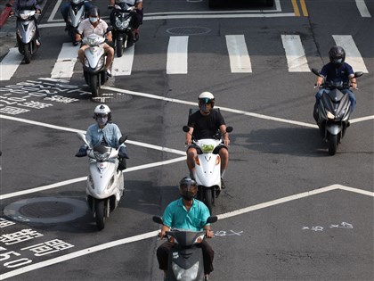 早安世界》駕照管理改革明年起分批實施　筆試取消是非題