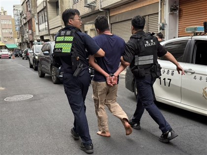 苗栗男街頭持刀刺傷3人 10年前曾犯超商隨機傷人案