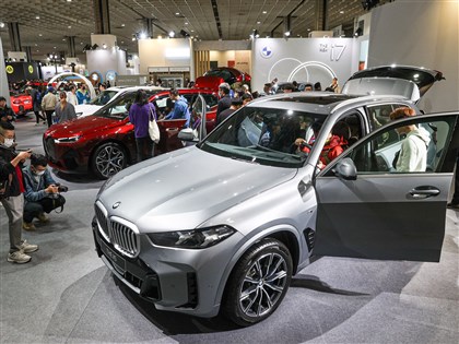 主計總處揭高所得家庭生活樣貌　汽車標配閱讀習慣佳