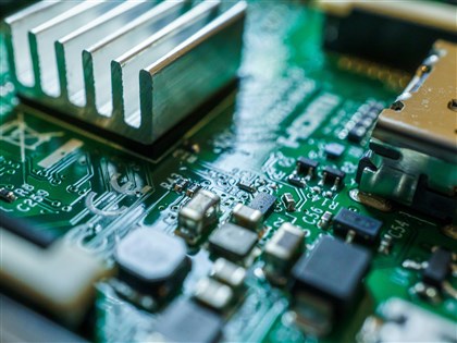 彭博：中國擴大稀土管制　全球晶片供應鏈設法因應