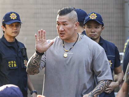 館長陳之漢直播喊斬首總統　複訊後以15萬元交保
