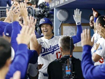 大谷翔平6局10K還繳3轟　封神一戰征服媒體與球界[影]