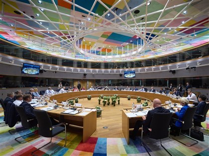 歐盟高峰會再度發表挺烏克蘭共識　26國支持仍缺匈牙利[影]