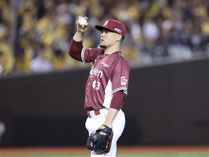 台灣大賽G4兩隊先發都換人　猿派威能帝、兄弟推羅戈