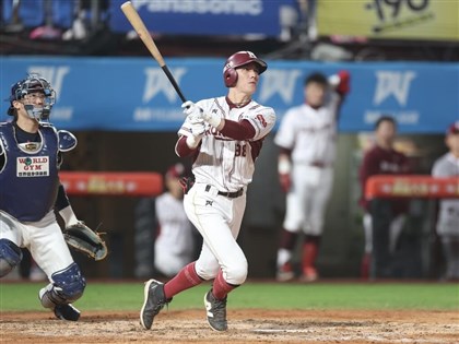 台灣大賽G4陳晨威2分砲擊潰兄弟 桃猿3勝聽牌