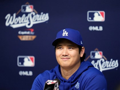 道奇藍鳥生死鬥 大谷挑戰投手世界大賽開轟