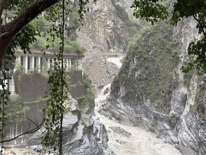 花蓮立霧溪上游持續降雨堰塞湖恐潰決 林保署緊急通報勿入河道
