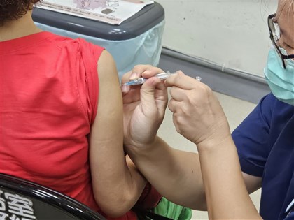 流感疫苗接種逾400萬劑  首階段打氣上看新高