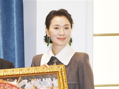 坣娜傳59歲病逝好友哀悼 歌曲奢求、自由成經典