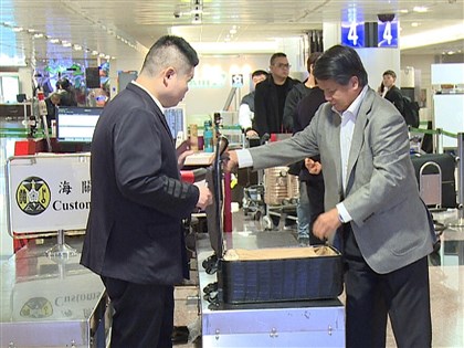 海關防堵非洲豬瘟 6天攔13件共15.1公斤違規豬肉製品