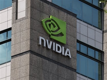 輝達再創里程碑 成全球首家市值破5兆美元企業