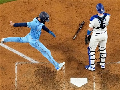 藍鳥首局前兩棒背靠背開轟　創世界大賽紀錄