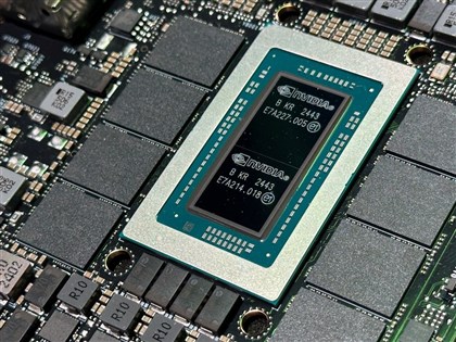 川普：Blackwell比其他晶片領先10年　我們不會把它給別人