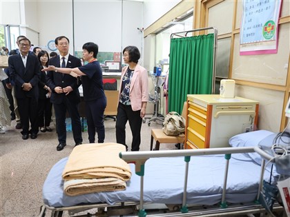 假日急症中心首日255人就診　夜診1人頭部受傷轉中榮