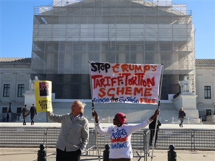 美國最高法院辯論川普關稅　大法官不分保守自由派都質疑