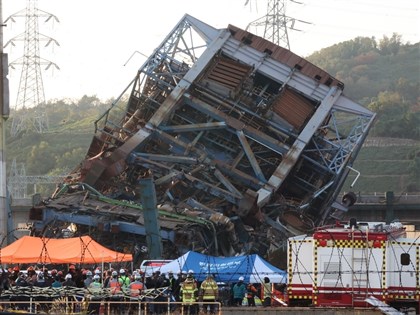 韓國蔚山發電廠鍋爐塔倒塌 7被埋2獲救