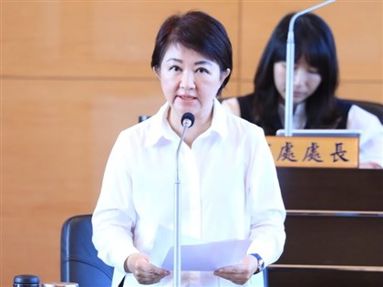 盧秀燕談攜肉入境說法惹議　中市府：指郵包規定