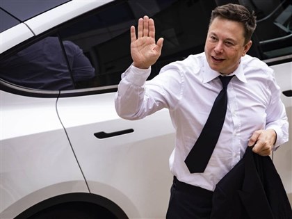 馬斯克擬建特斯拉巨型AI晶圓廠 考慮與英特爾合作