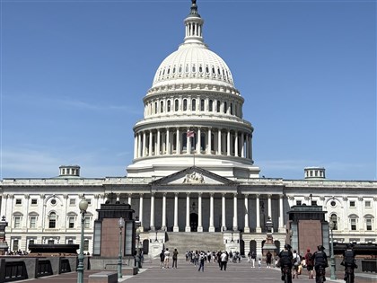 美政府停擺有望結束　參院8民主黨議員讓步法案過關