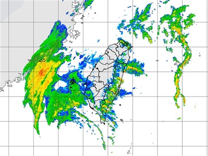 颱風鳳凰外圍環流影響　宜蘭、北海岸留意超豪大雨