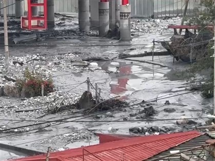 花蓮馬太鞍溪新堰塞湖提早溢流 明利村再次漫淹